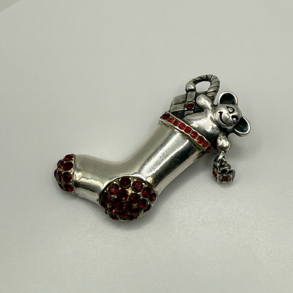 VTG NOS Sterling Silver 925 Brooch Pin CHRISTMAS STOCKING Teddy Bear Red Crystal - Picture 1 of 4
